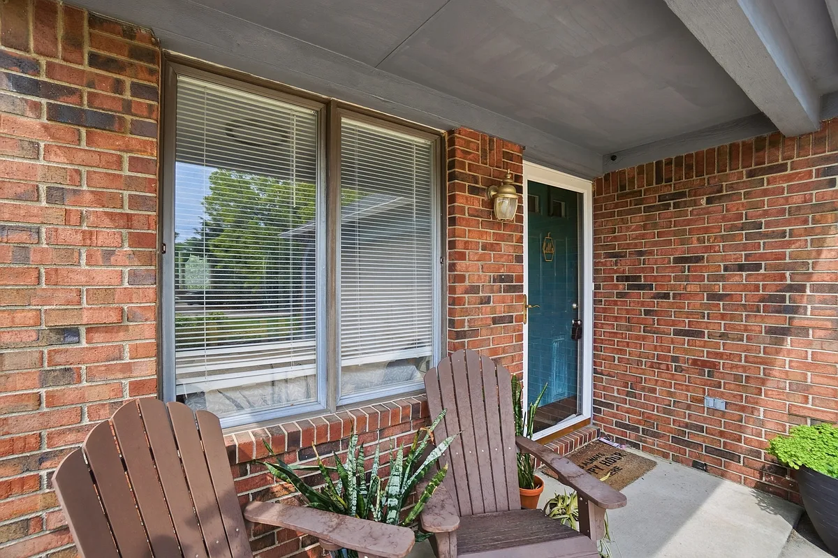 Building Photo - 665 Deer Creek Path #1