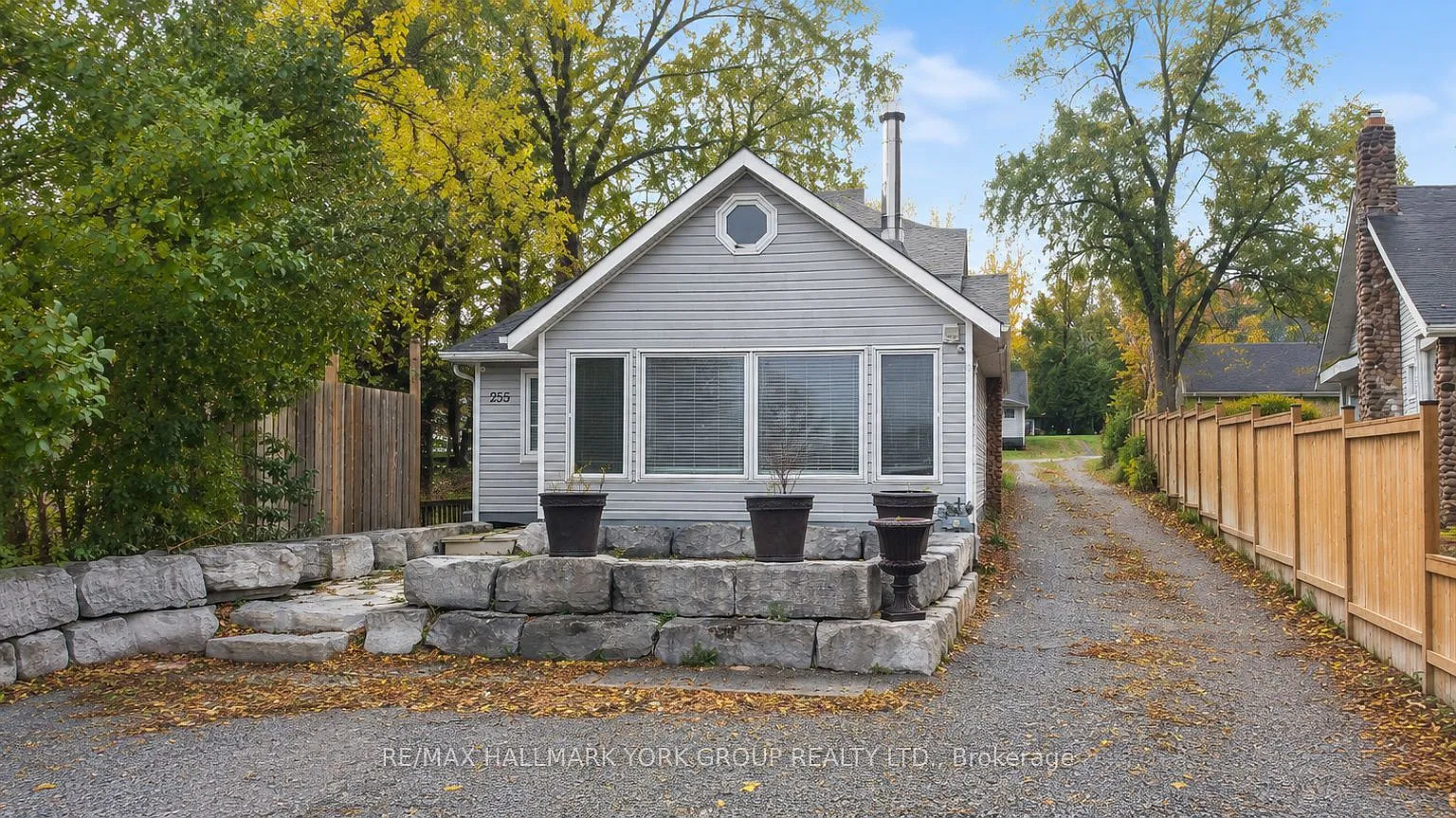 2 bed, $2,300 — Photo 1