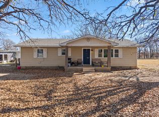 7262 Wallace Rd, Sulphur, OK 73086