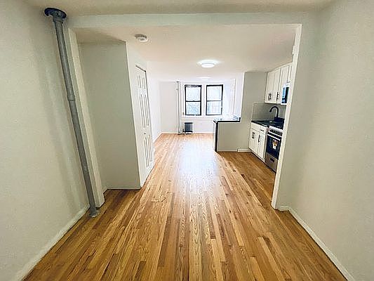 1st image of 102 Saint Marks Pl APT 14