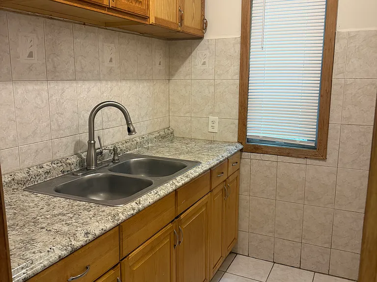 6 Marble St #1 — Photo 3