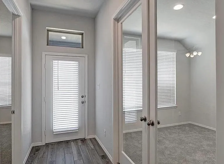 2640 Barkey Spgs — Photo 9