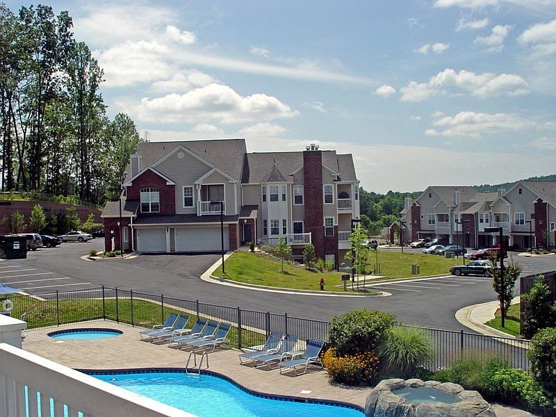 1st image of 1055 Weybridge Ct APT 306