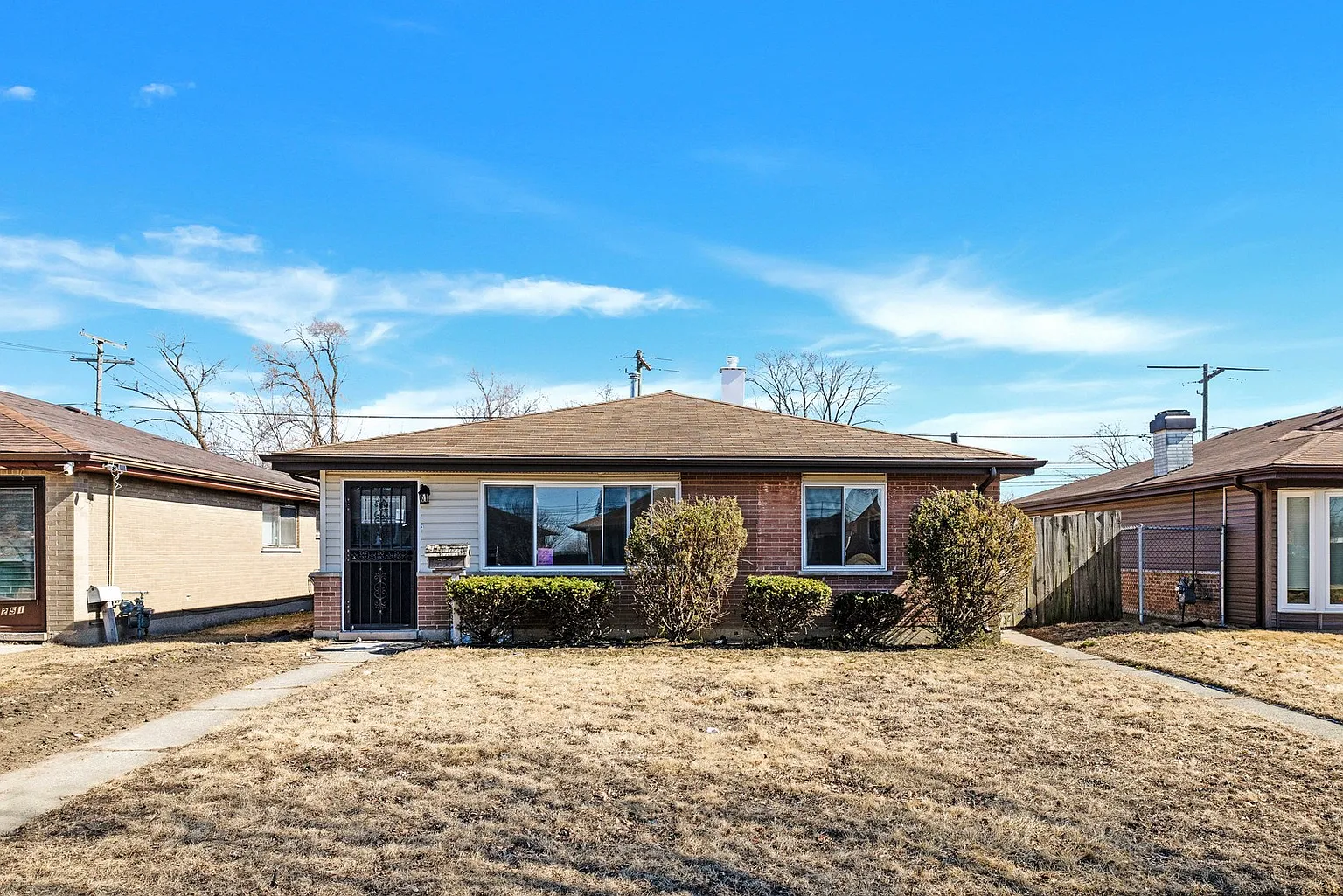 1255 Mackinaw Ave photo 1