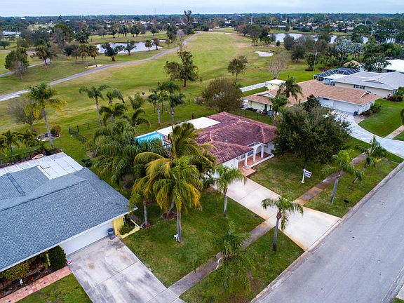 4th image of 1513 SE Sunshine Ave