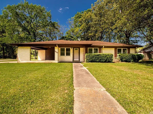 1610 Parkway Dr, Crossett, AR 71635