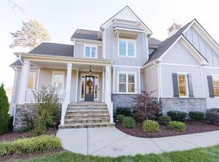 18132 Bear Track Dr, Davidson, NC 28036