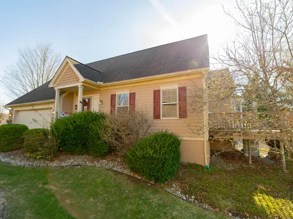 4188 Boulder Pond Dr, Ann Arbor, MI 48108