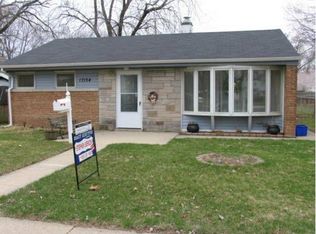 17154 Chicago Ave, Lansing, IL 60438