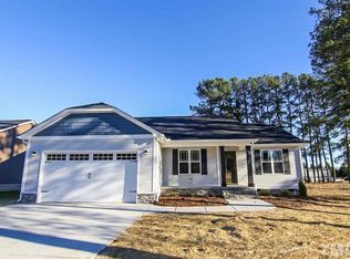 636 S Peedin Ave, Selma, NC 27576