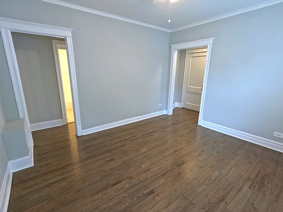 2nd image of 3151 W Belle Plaine Ave #1
