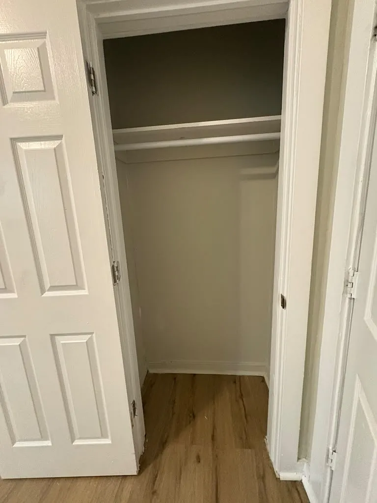 3 bed, $2,100 — Photo 4