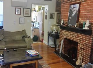 239 S Exeter St APT 3, Baltimore, MD 21202