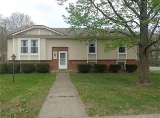 1320 NE 74th St, Gladstone, MO 64118