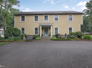 52 Fountain Blvd, Burlington, NJ 08016