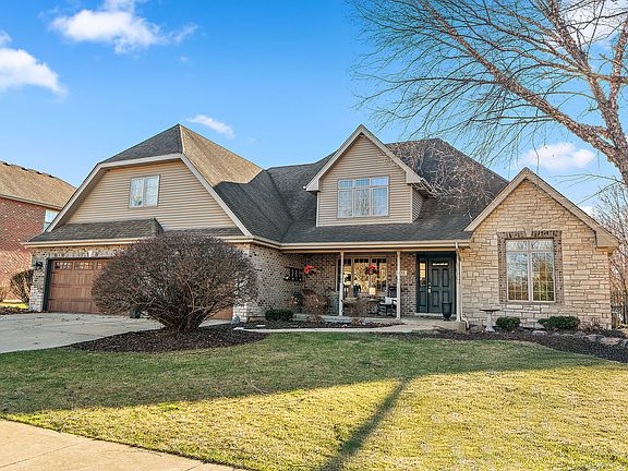 2nd image of 135 Sonoma Rd