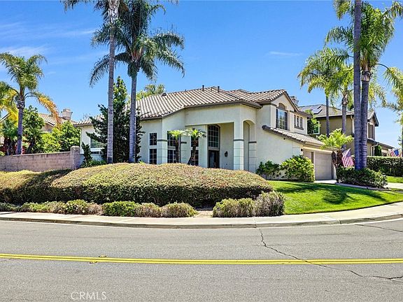 2nd image of 4 Larkspur Dr