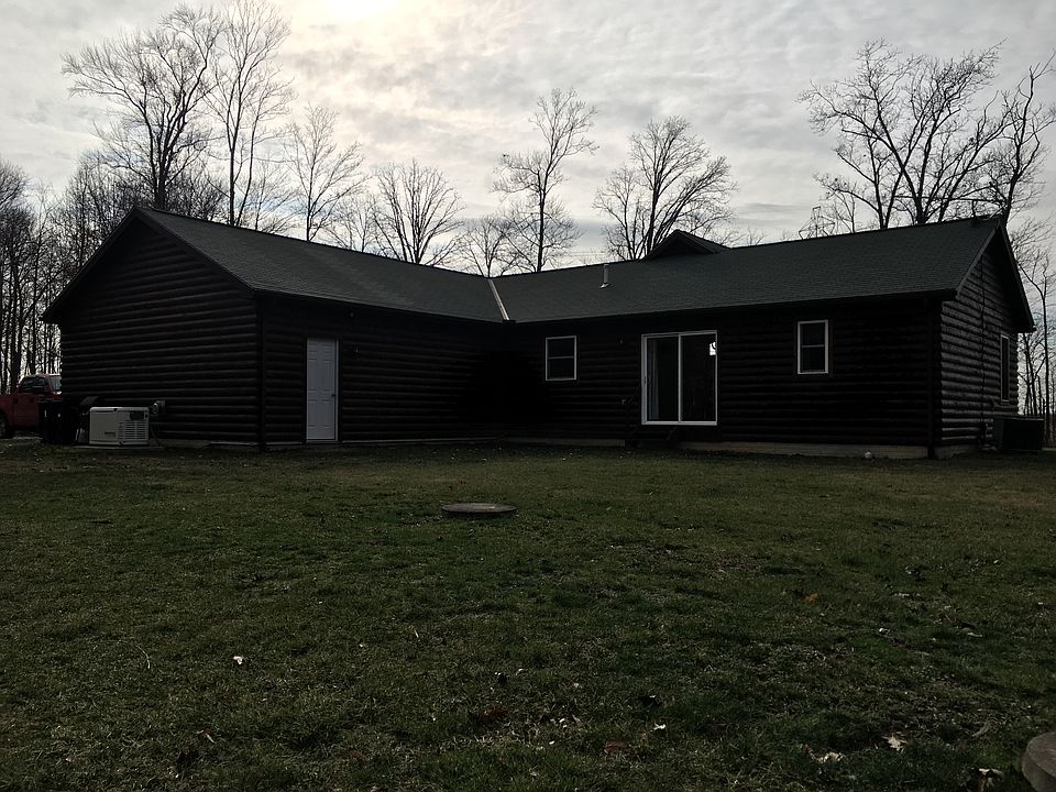 2nd image of 720 8th Ave N