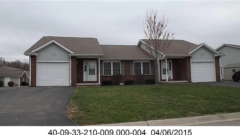 305 Brookside Pl — Photo 38