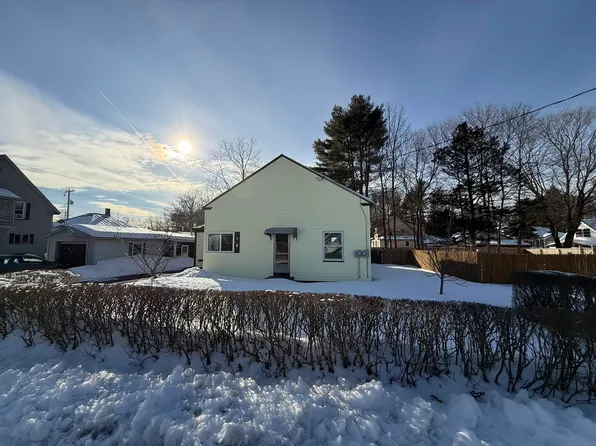 4 Spaulding Street, Claremont, NH 03743