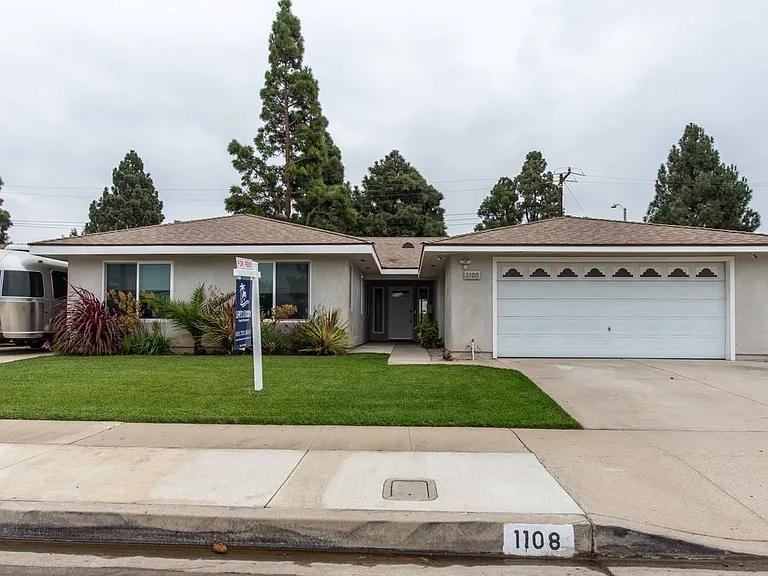 1108 Palmer Ave — Photo 1