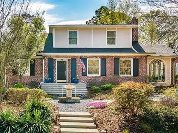 2695 Sharondale Dr NE, Atlanta, GA 30305