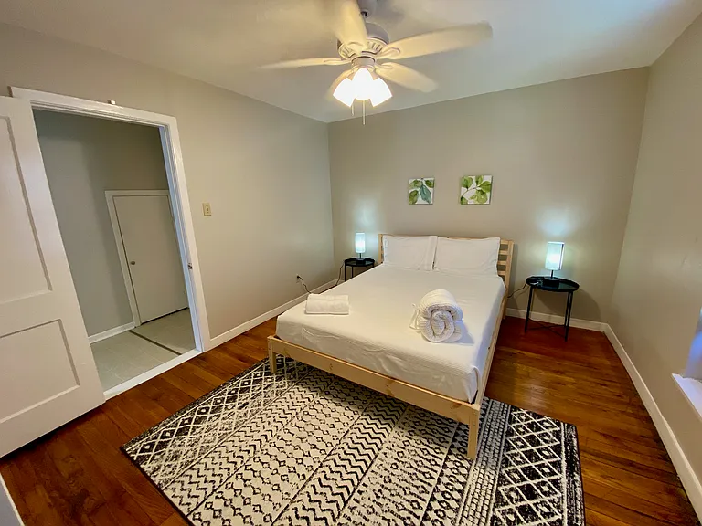 434 E Magnolia Ave — Photo 8