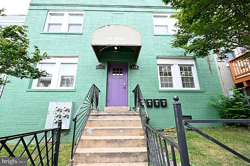 550 Hobart Pl NW #2 Photo 1