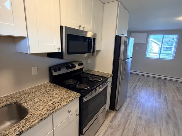 131 Cosey Beach Ave, East Haven, CT