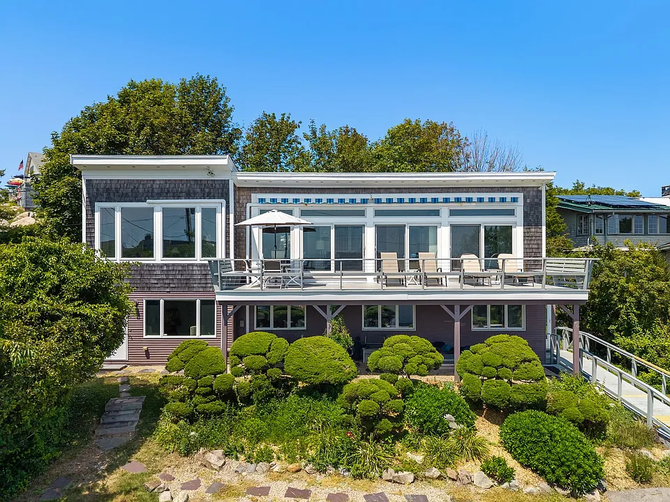 26 Salt Island Rd