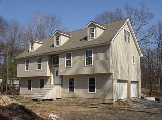 Apache Trl, Dingmans Ferry, PA 18328