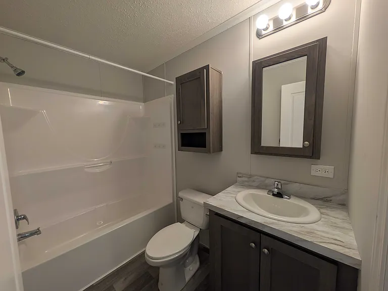 38000 Le Chateau Blvd #147 — Photo 16