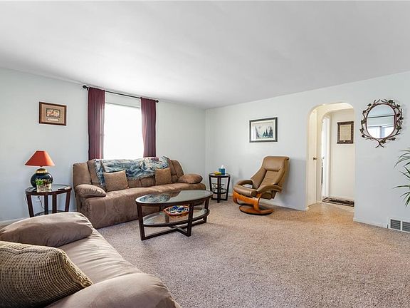 4th image of 1513 Huffman Dr
