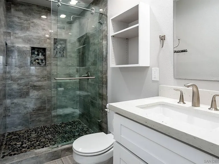 7553 Winterwood Ln — Photo 9