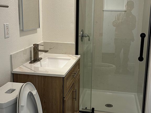 3rd image of 4132 Lund Ct