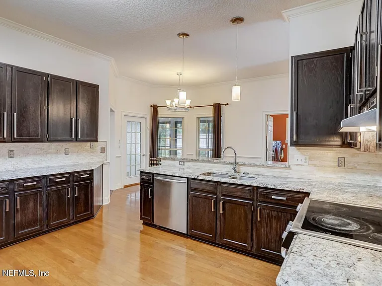 2569 Scott Mill Dr S — Photo 17