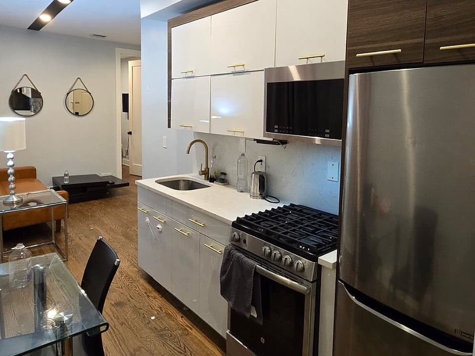1st image of 525 Newark Ave APT 2L