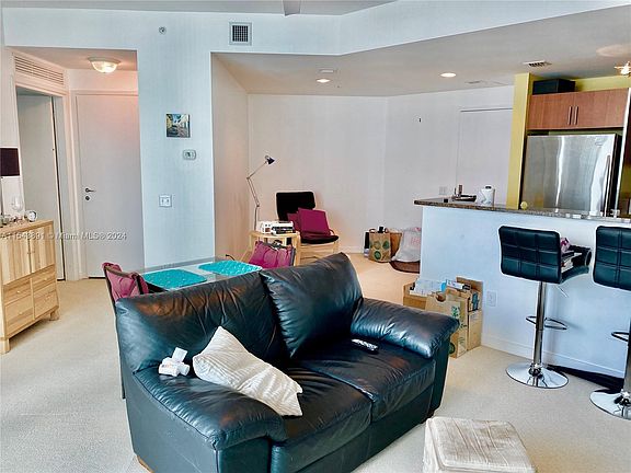 3rd image of 300 S Biscayne Blvd APT 3107