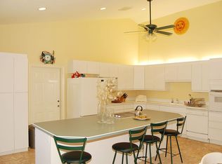 339 4th Ave N, Naples, FL 34102