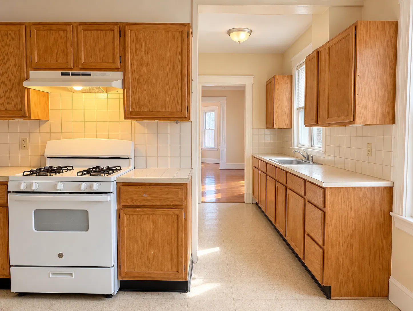 3 bed, 1400 sqft, $3,500 — Photo 3
