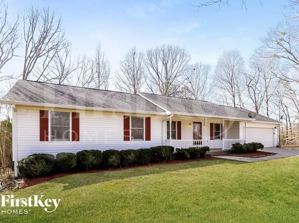 2770 Quillians Dr, Gainesville, GA 30506