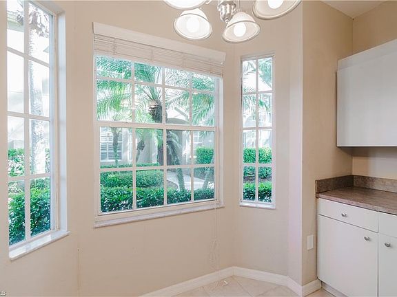 5th image of 20081 Seagrove St Unit 901