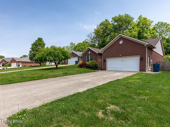 4th image of 316 River Edge Dr