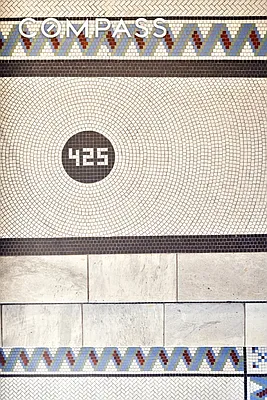 Rented by Compass | media 16