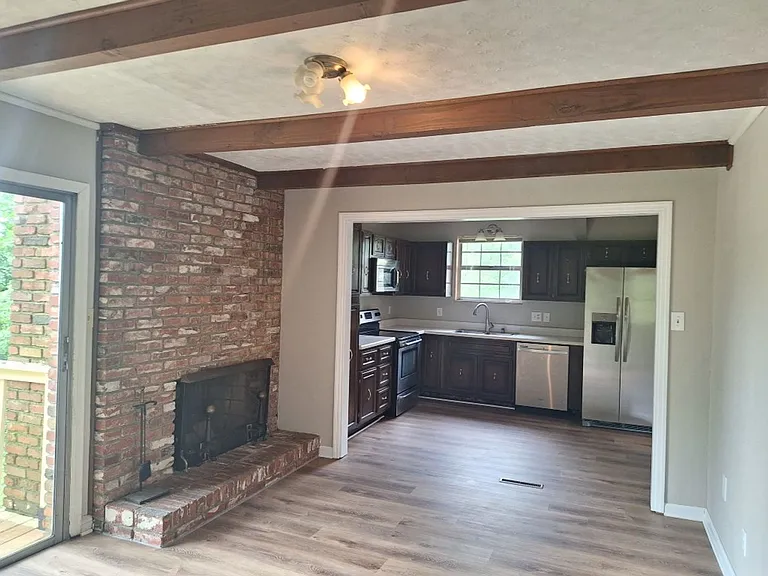 10831 Sonja Dr — Photo 5