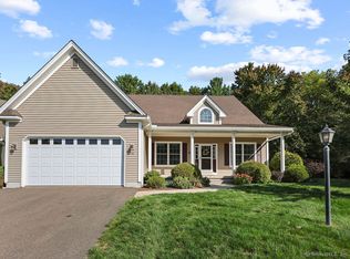 16 Autumn Ln UNIT 16, Somers, CT 06071