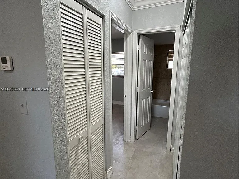 1925 Madison St #5 — Photo 12