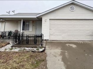 2210 Jennifer Ln, Marion, IL 62959