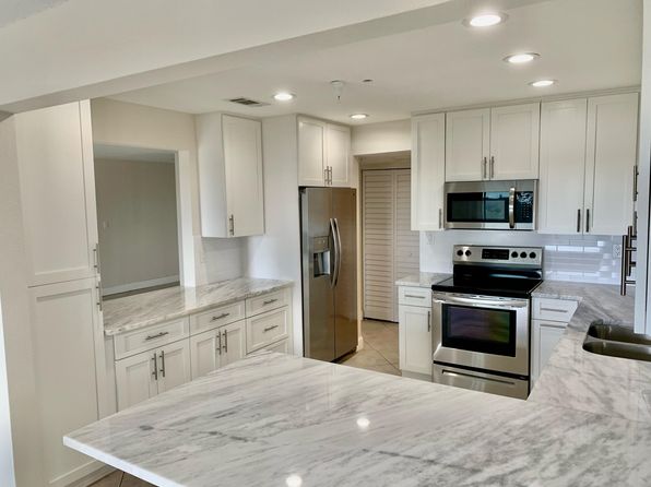 2780 N Riverside Dr APT 703
