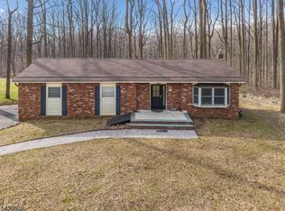 447 Bellwood Ave, Bethlehem Twp., NJ 08802